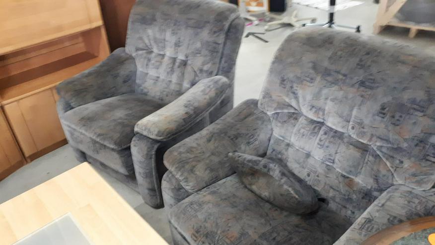Bild 2:  Couch/Sofa für 3 Personen + 2 Sessel, Stoff, grau gemustert