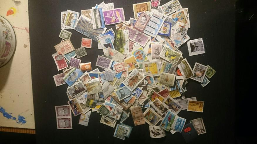 Suche internationale Briefmarken zu verschenken