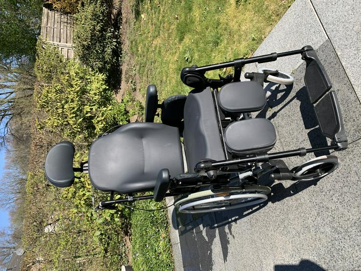 Rollstuhl Brezzy Relax - Rollstühle, Gehhilfen & Fahrzeuge - Bild 1