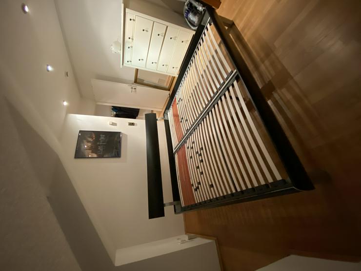 Bild 3: Gut erhaltenes Hasena Doppelbett 2m x 2m inklusive IPNOmed Lattenrosten