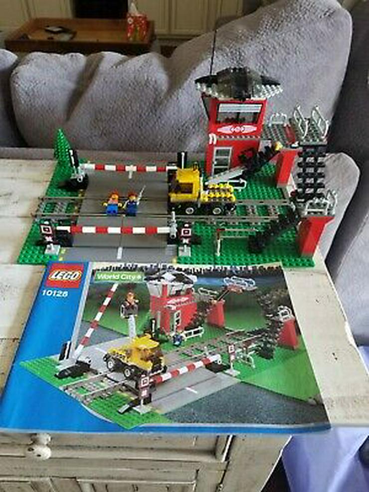 Bild 5: Lego 10128 Train Level Crossing 