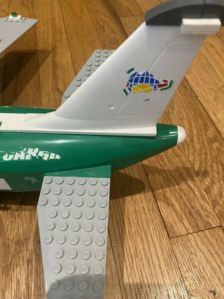 Bild 3: Lego 7734 Cargo Plane