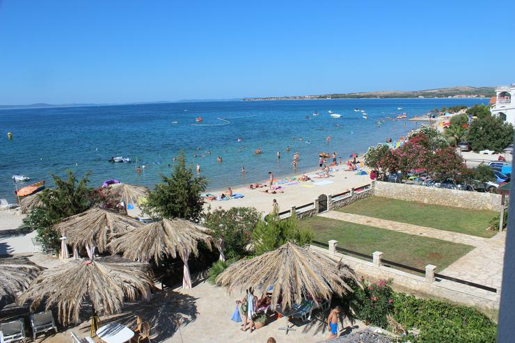Bild 1: Kroatien Urlaub - Appartement mit Pool direkt am Badestrand