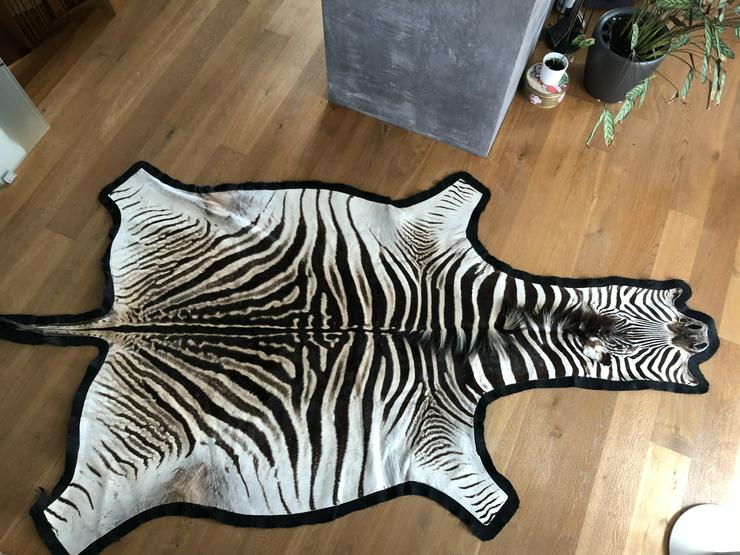 Zebrafell 340 x 140 cm