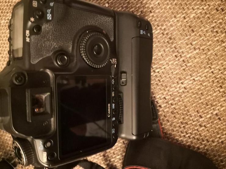 Canon EOS 40D +Komplettes Zubehörpaket *Sehr Guter Zustand*  - Digitalkameras (Kompaktkameras) - Bild 9