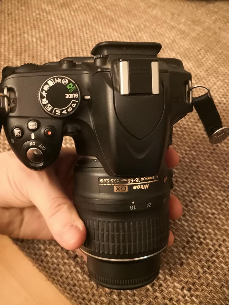 Bild 9: Nikon Digitalkamera D3200 - inkl. Nikon DX VR Objektiv *wie neu*