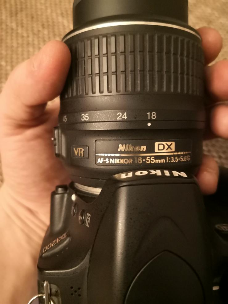 Bild 5: Nikon Digitalkamera D3200 - inkl. Nikon DX VR Objektiv *wie neu*