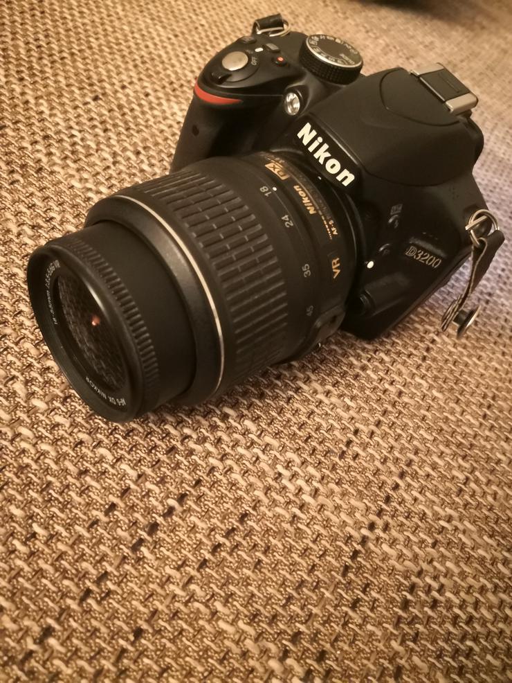 Bild 11: Nikon Digitalkamera D3200 - inkl. Nikon DX VR Objektiv *wie neu*