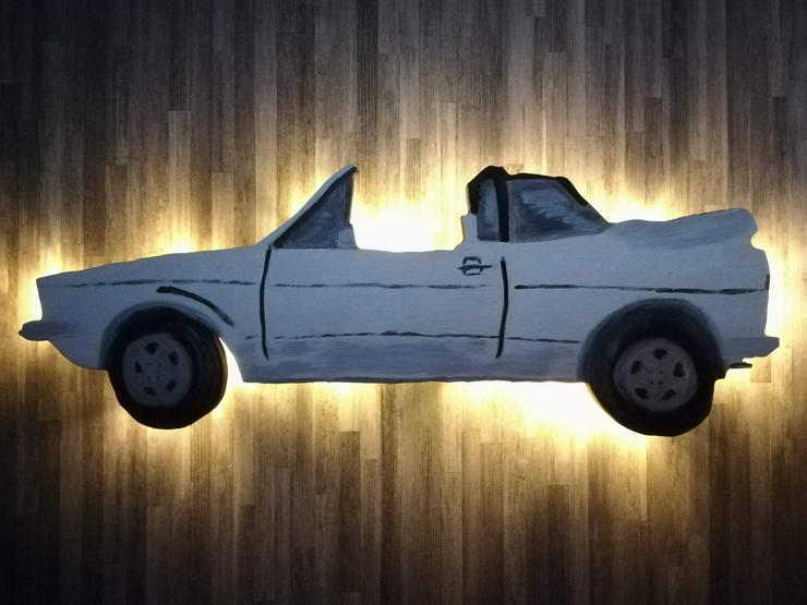 Bild 9: Dein Auto als Wanddeko mit LED Beleuchtung