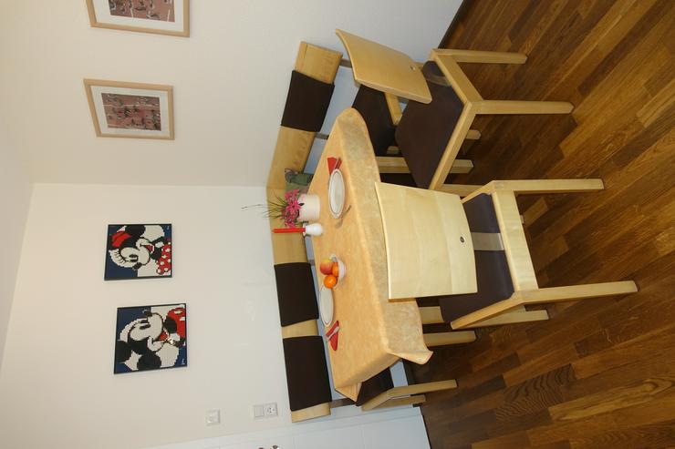 Bild 7: Essecke (Eckbank, Tisch, 2 Stühle), Birke massiv