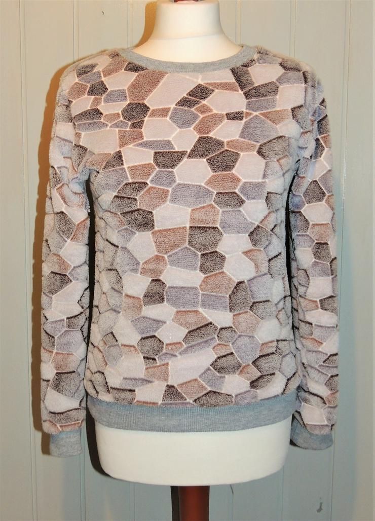 Bild 1: Kuscheliger Pullover in Größe XS neuwertig Größe 152 neuwertig