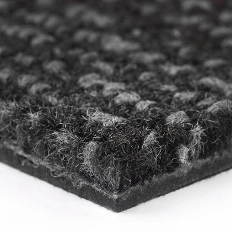 Schwarze Teppichfliesen von Interface mit verspieltem Muster - Teppiche - Bild 3