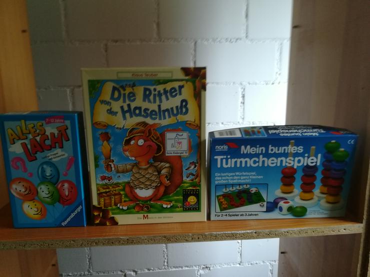 Bild 4: Brettsiele, Kartenspiele, Puzzle, Kinderbücher - Für die ganze Familie