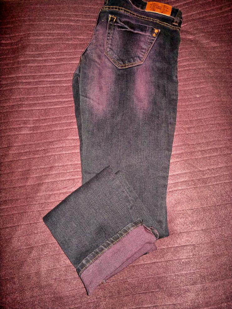 Bild 2: Coole, trendige Jeans mit Bleaching-Effekt
