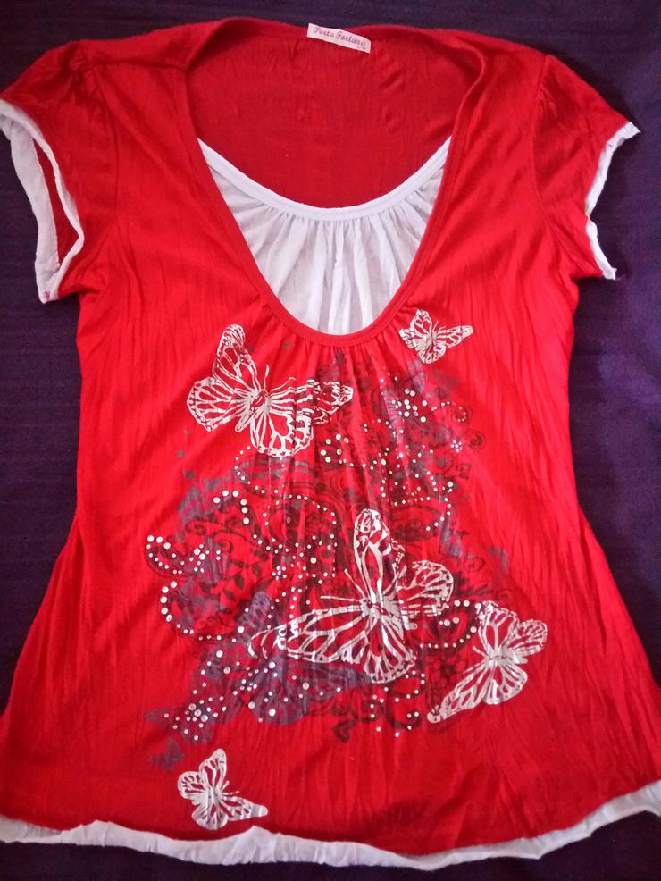 Schönes Shirt 2-in-1-Optik mit dekorativem Floraldruck - Größen 40-42 / M - Bild 1