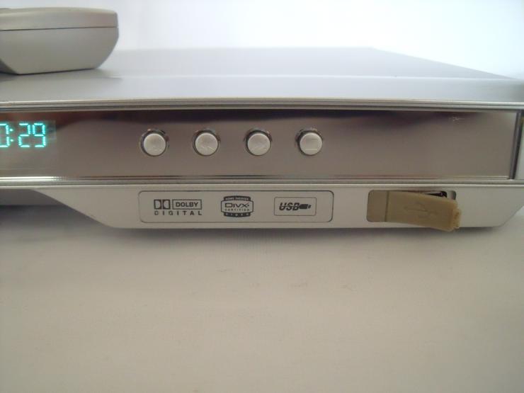 Bild 10: Videorekorder JVC SLV-SE80 Hifi VHS + DVD Player mit FB.