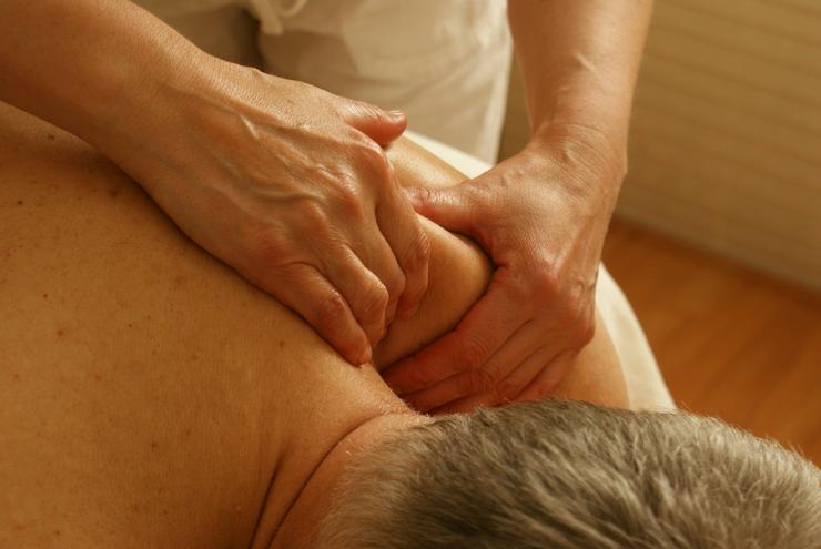 Ganzkörpermassage Fussmassage Entspannung Rückenschmerzen Verspannungen Schulterschmerzen Neuss, Düsseldorf, Willich, Kaarst