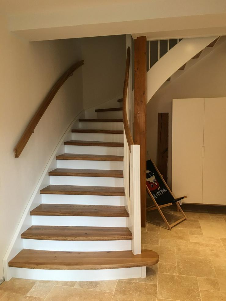 Bild 8: Treppen aus Holz