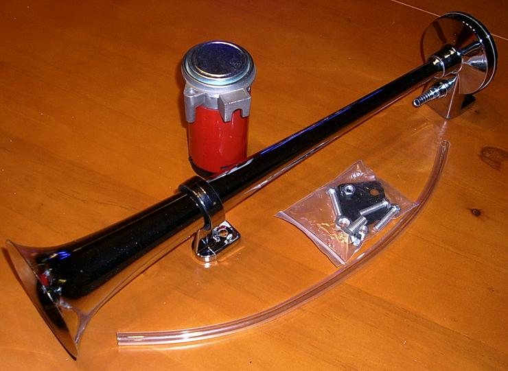 Bild 3: Biete ein Singnalhorn / Nebelhorn in Chrom mit Kompressor.
