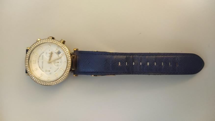 Bild 2: Michael Kors - Armbanduhr (Damen) - weiß/gold mit Steinen