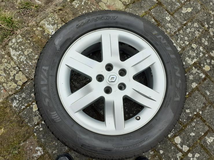 Bild 8: 4 Reifen mit Alufelgen für Renault