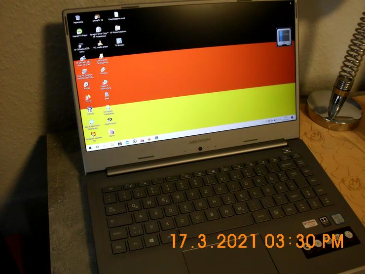 Bild 2: MEDION S6446 39,5 cm (15,6 Zoll) Full HD Notebook