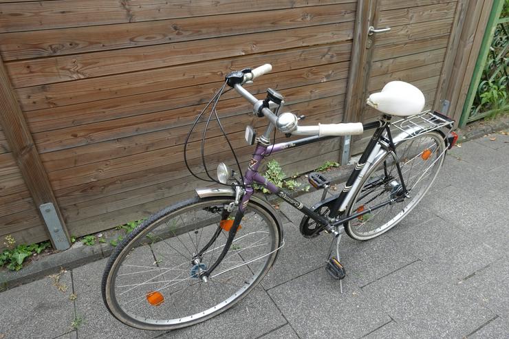 Bild 2: klassisches Herrenfahrrad