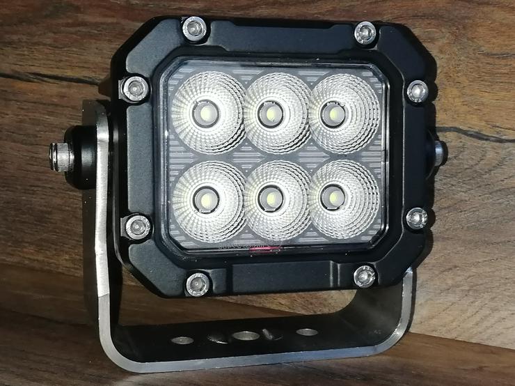 HAEVY DUTY 60 Watt LED Arbeitsscheinwerfer Agri - Xi, Diffuse