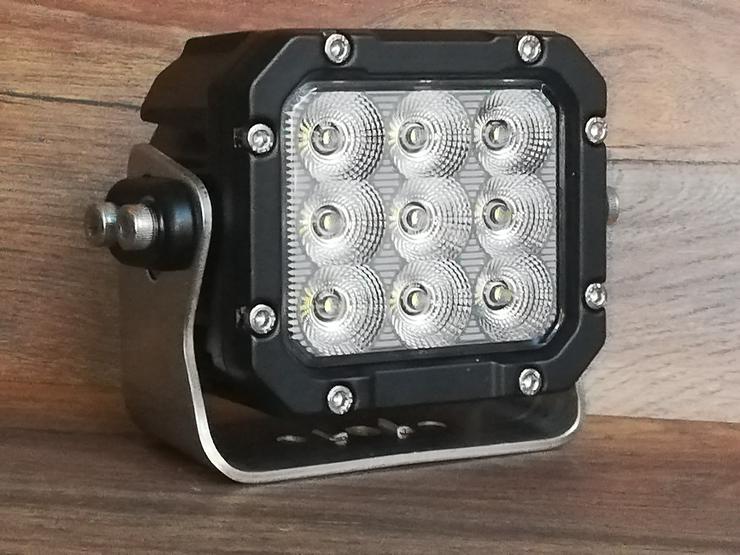 Bild 9: HAEVY DUTY 90 Watt LED Arbeitsscheinwerfer Agri - Xi DX Diffuse