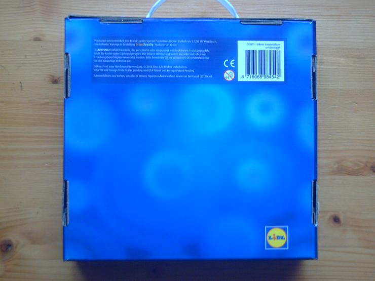 Bild 3: Stikeez Sammelbox Sammelkoffer Sammelalbum (2013, 1. Serie) mit Brettspiel und Sammelbeutel