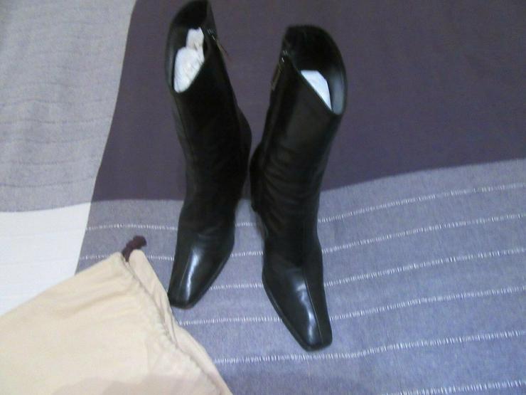  Schwarze Gucci Stiefel, Größe 39; 3x kurz getragen - Größe 39 - Bild 12