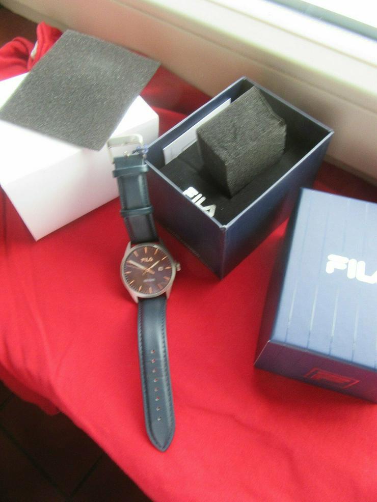 Bild 8:  Fila Herrenuhr Analog Quarz Uhr in blau; Neupreis war ca. 120€