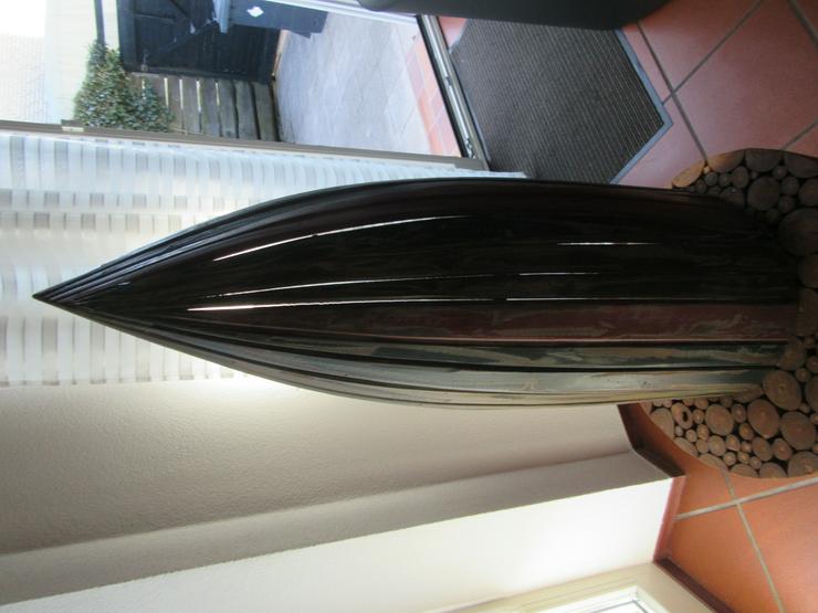 Bild 12:  Bootsregal; Regal aus Holz im Form eines Bootes / Schiffes;