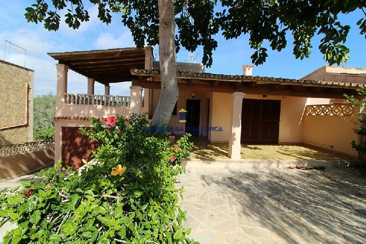 Bild 1: Freistehendes Einfamilienhaus in CALA SANTANYI - Südosten Mallorcas 