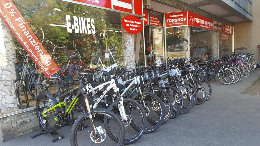 Bild 5: Fahrräder E-Bikes Motorräder uvm.