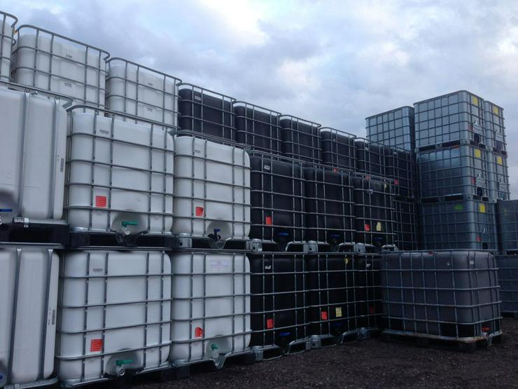 Bild 1: 1000 l IBC Container schwarz Wasserbehälter Tonne Fass