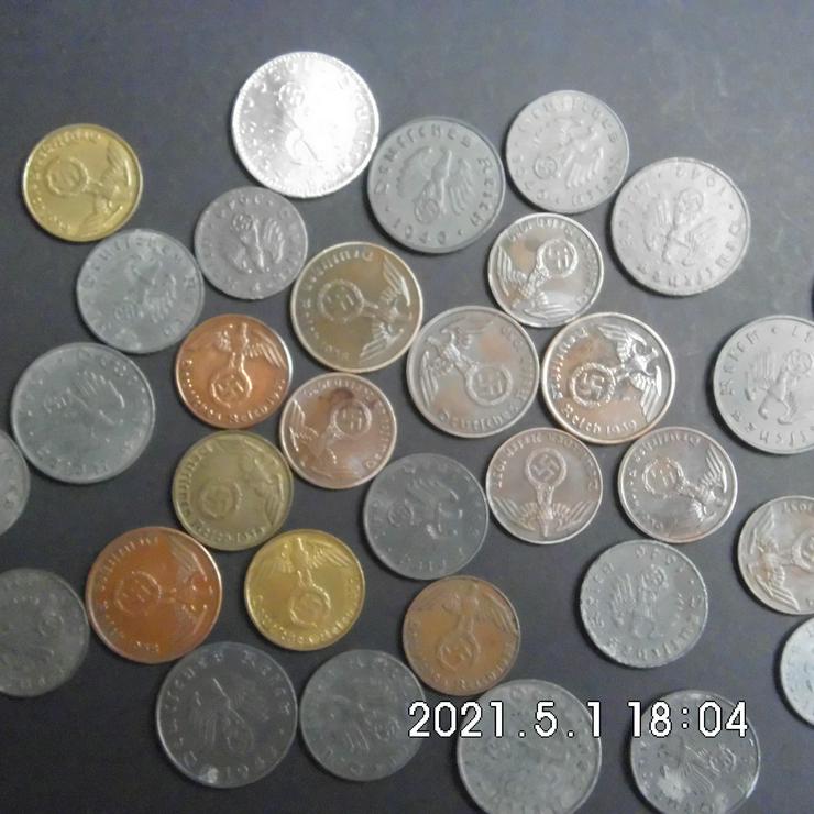 Bild 2: Münzen aus dem 3 Reich  mit HK