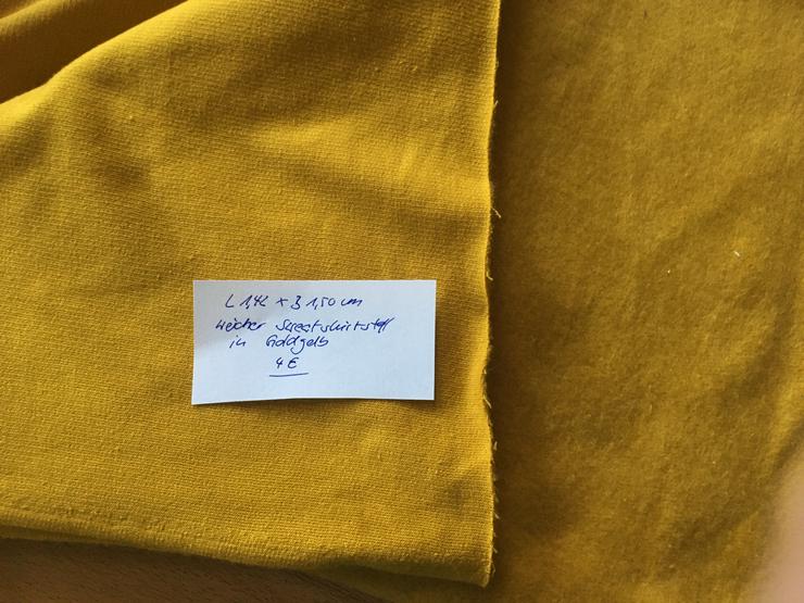 Weicher Sweatshirt-Stoff in Goldgelb, neu; Reststück - Weitere - Bild 1