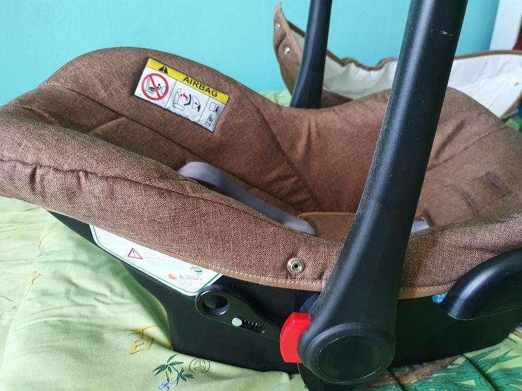 Babyschale in braun - Autositze & Babyschalen - Bild 3
