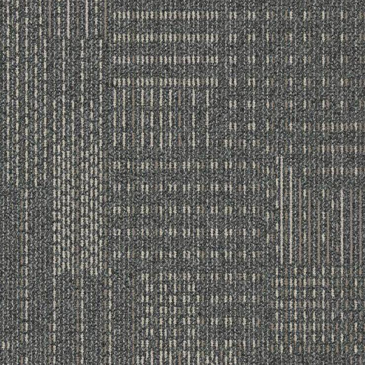 Bild 1: Graue Interface Teppichfliesen mit Muster. Stark und decorativ