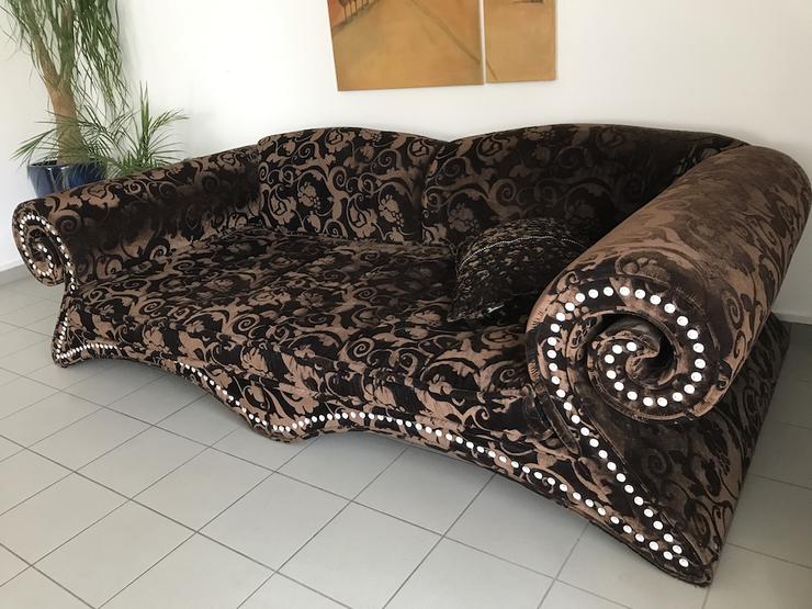 Bild 3: Bretz Mammut Dreisitzer Sofa braun samt mit edlen Swaroswki Kristallen