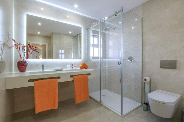 Bild 2: 2024  Ferienhaus  Portugal  Algarve   5  Schlafzimmer  3  Badezimmer  mit  Pool  