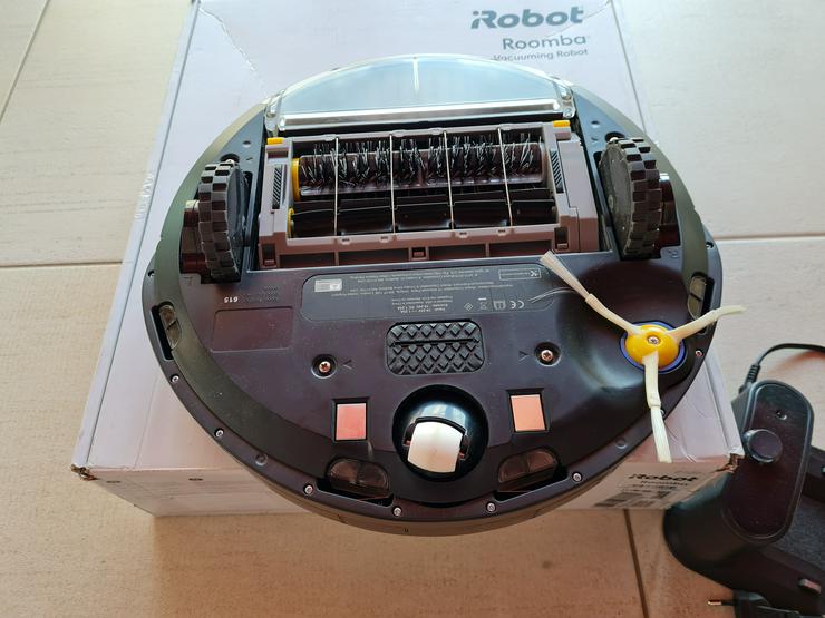 Bild 7: Saugroboter Roomba 615