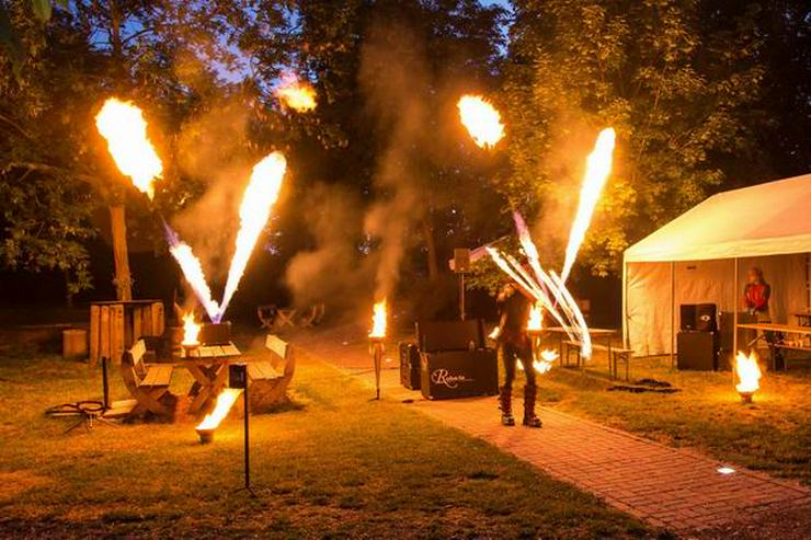 Bild 9: Feuershow Fire Show Erfurt Dresden Suhl Magdeburg Hof Nürnberg buchen