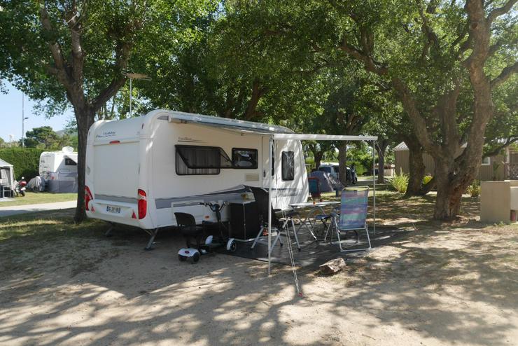 2014 HOBBY Wohnwagen leicht zu bewegen - Wohnmobile & Campingbusse - Bild 1