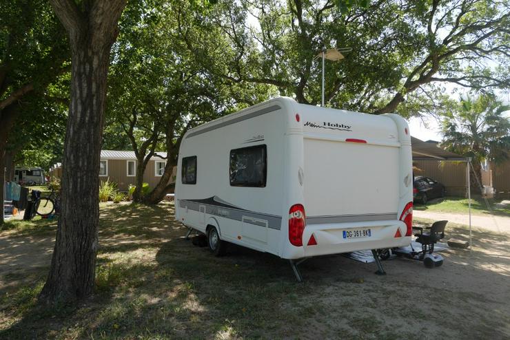 2014 HOBBY Wohnwagen leicht zu bewegen - Wohnmobile & Campingbusse - Bild 3