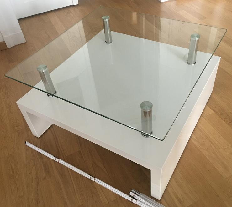 Bild 3: moderner Couchtisch 70 x 70 cm, Höhe 40 cm, in Weiß lackiert mit Glasplatte
