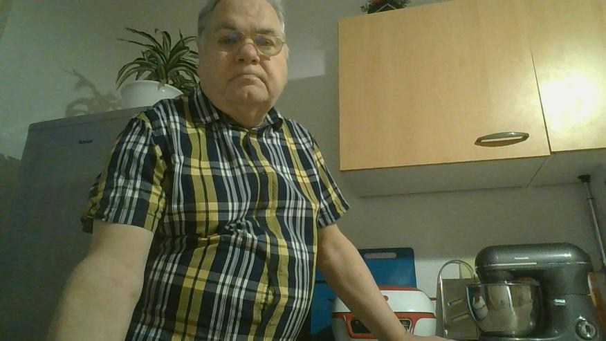 Bild 2: Mann 70 Jahre sucht Osteuropäische Partnerin 