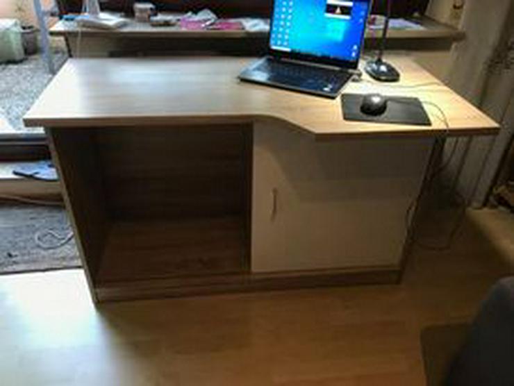 Zweiteiliger Schreibtisch