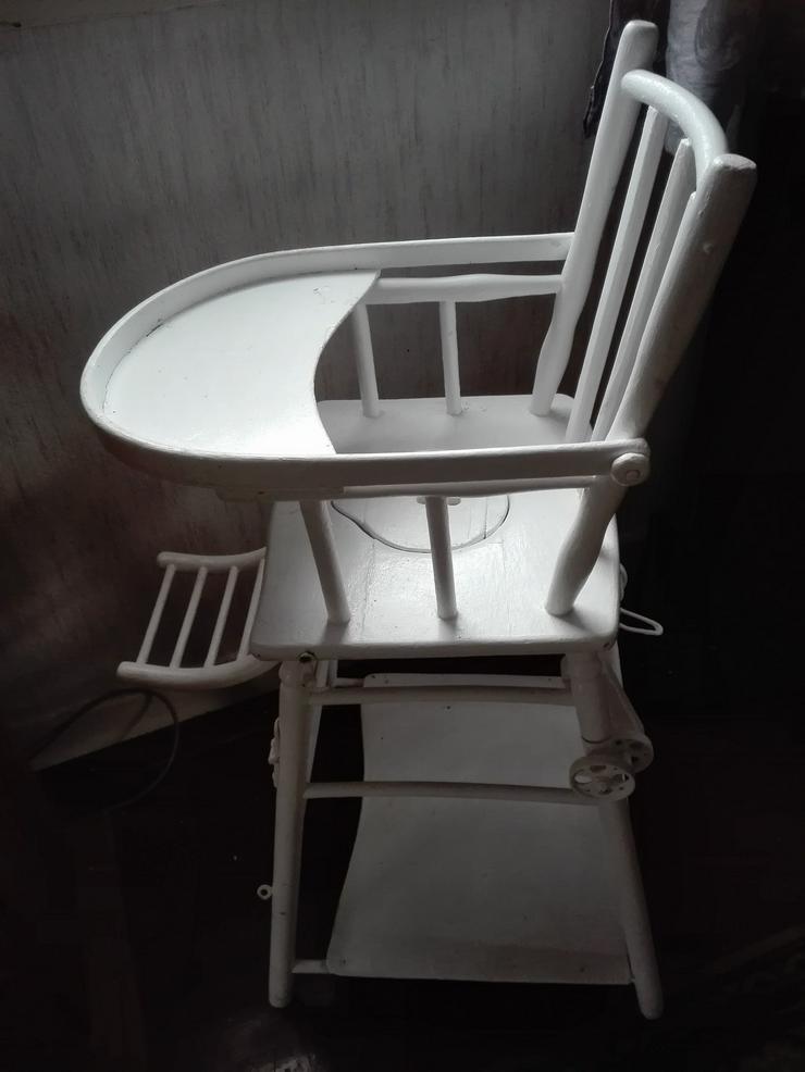 Antiker Kinderhochstuhl umbaubar zum Spieltisch - Stühle, Bänke & Sitzmöbel - Bild 2